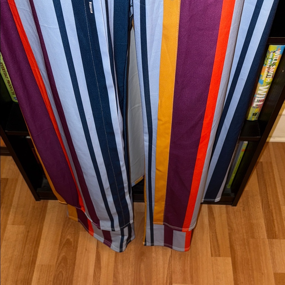 Striped Multicolor Women's Set - Picture 5 of 9
